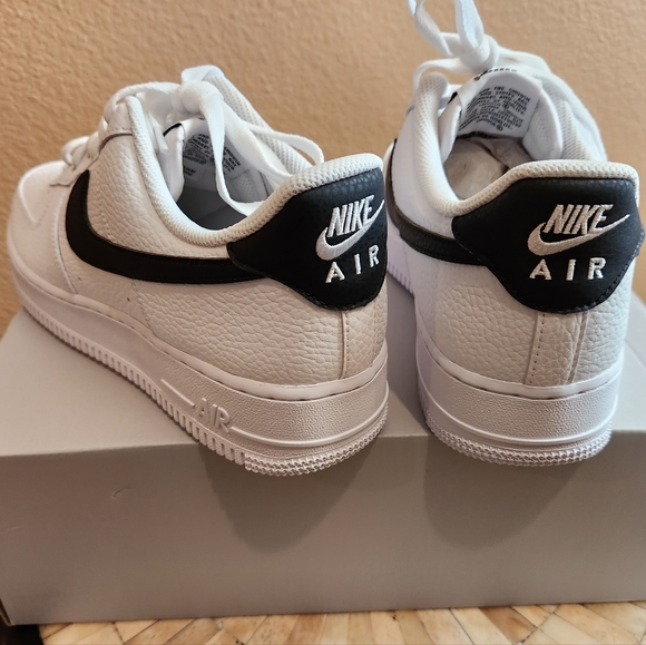 NIB Nike Air Force 1 '07 - Picture 6 of 7